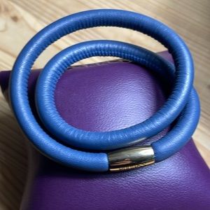 Endless Leather Charm Bracelet Double Wrap Blue Magnetic 🦋